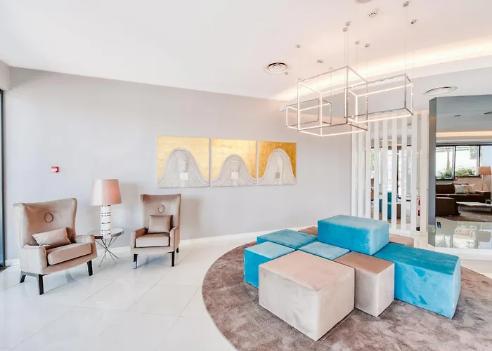 Hotel Baleira Funchal (Madeira)