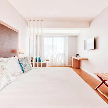 Baleira Hotel