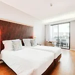 Baleira 4*